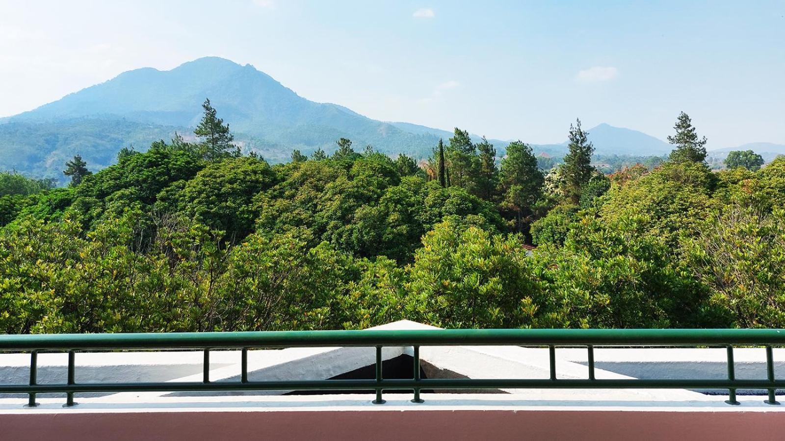 Bandung Giri Gahana Golf&Resort Jatinangor Exterior foto